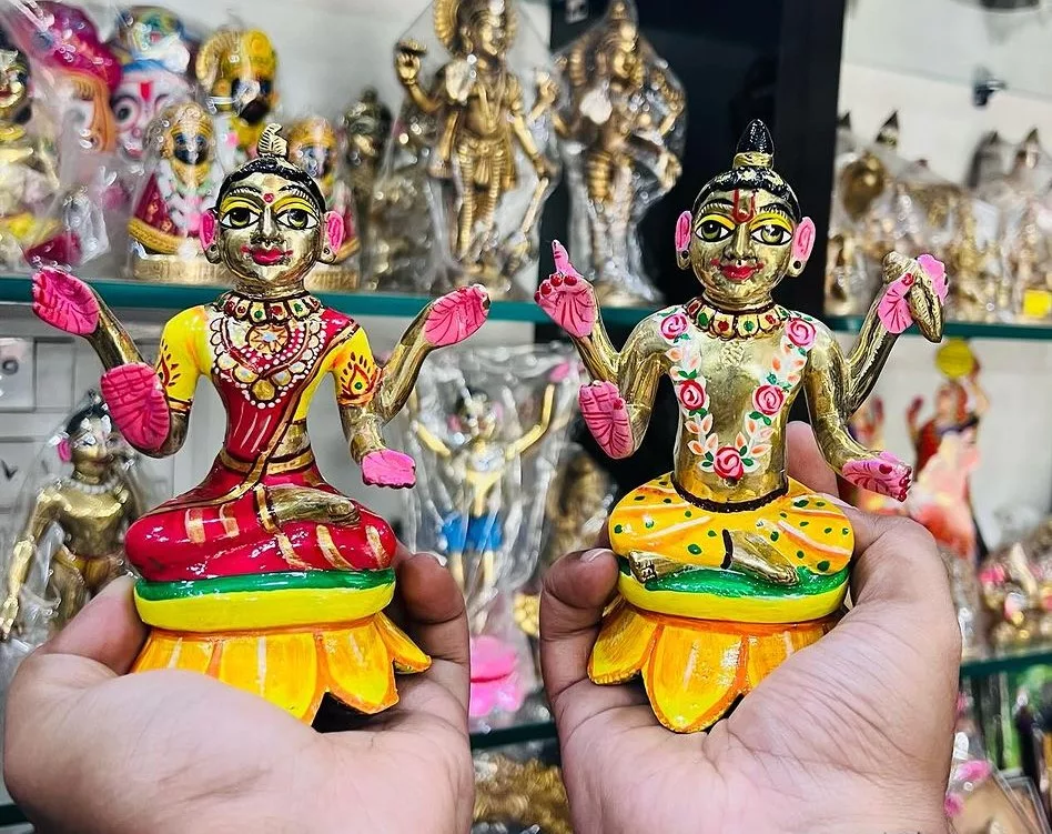 Lakshmi Narayan Idols